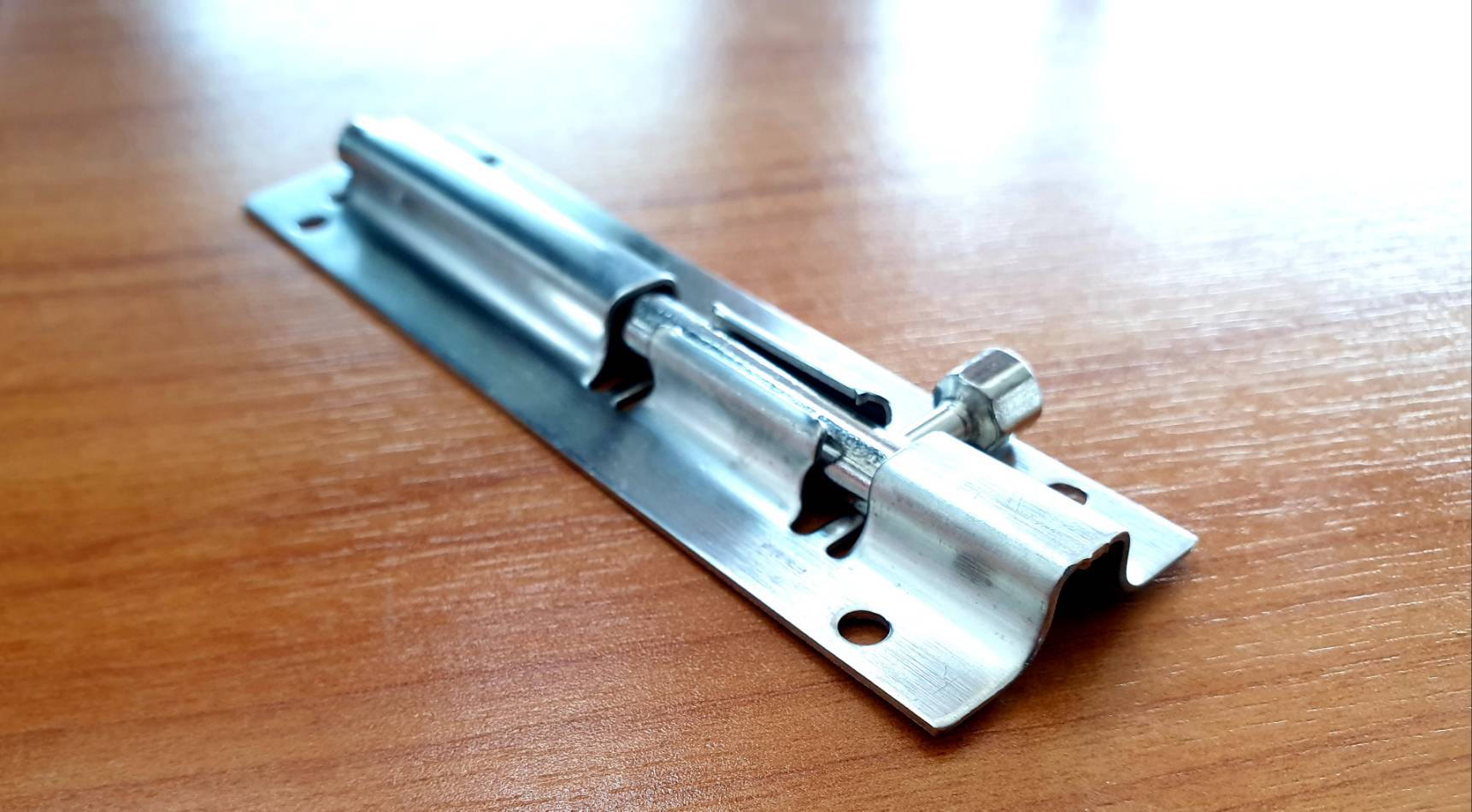 กลอนประตู กลอนสแตนเลส กลอนหน้าต่าง ขนาด4นิ้ว สแตนเลสอย่างดี ไม่เป็นสนิม #89124