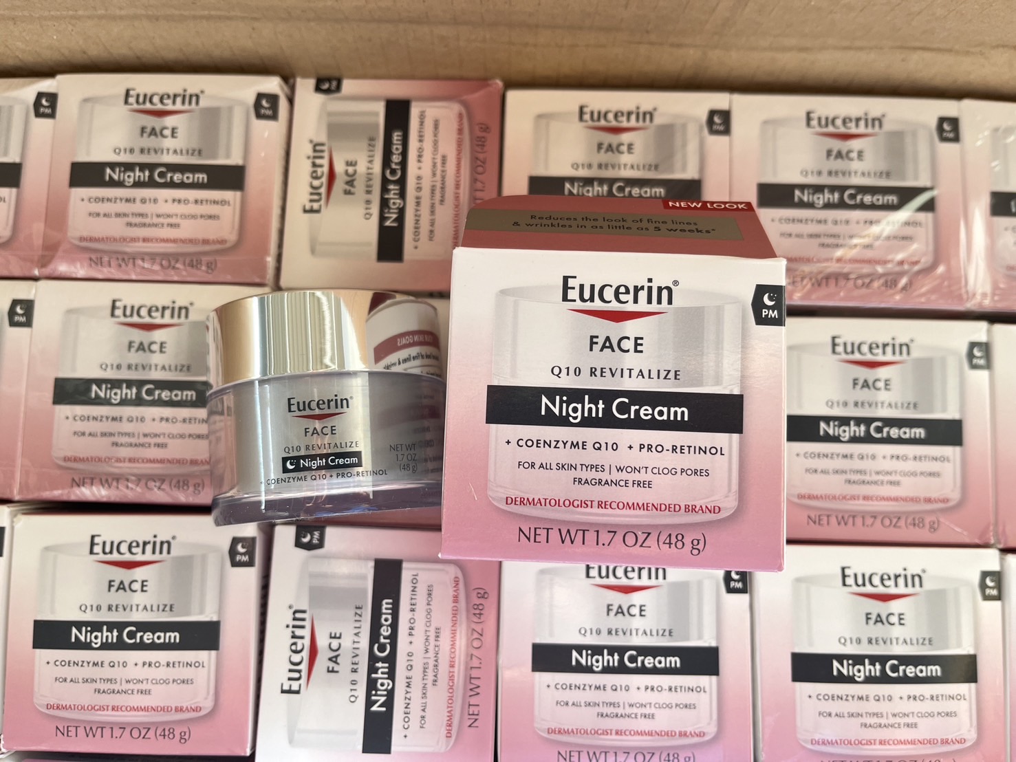 ครีมกลางคืน Eucerin Face Q10 Revitalize Night Cream + Coenzyme (Pro-Retinol for all skin type) 48g.