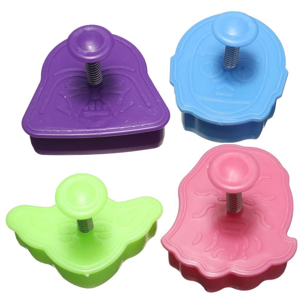 แม่พิมพ์ขนม คุ้กกี้ 4 แบบ C-3PO Chewbacca Yoda Darth Vader - Star Wars Cookies