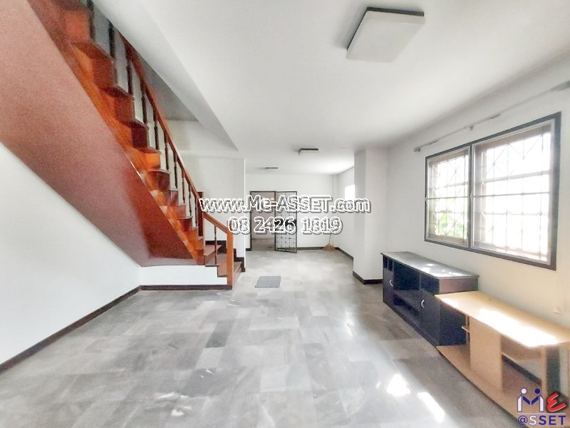 ขายทาวน์เฮ้าส์ หลังมุม ถนนเมน ย่าน วัดกู้ บ้านใหม่ บางพูด ติวานนท์ ปากเกร็ด : ม.เปี่ยมสุข : 2 ชั้น 21.8 ตร.วา