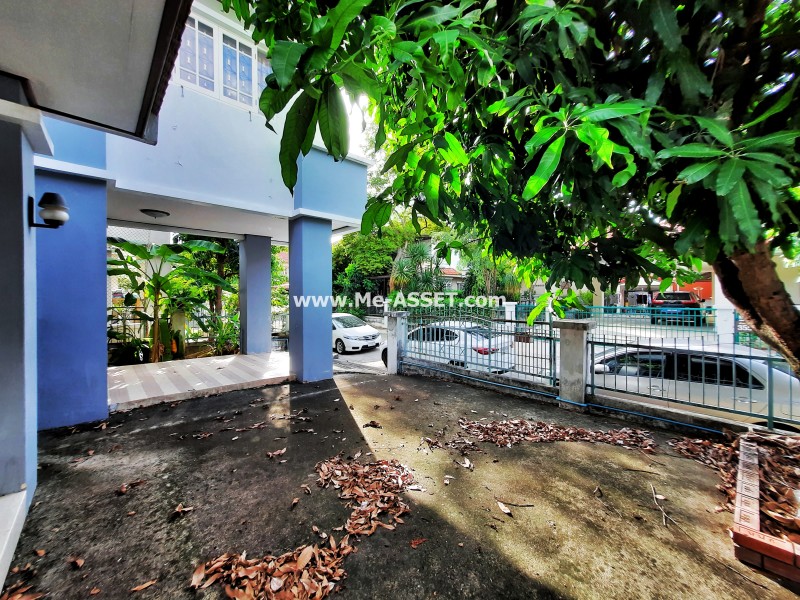 ขายบ้านเดี่ยว ม.วรารมย์ เฟส2 ถ.เพชรกษม 81 แขวงบางบอน เขตบางบอน กรุงเทพ / พื้นที่ 2 ชั้น 53 ตารางวา