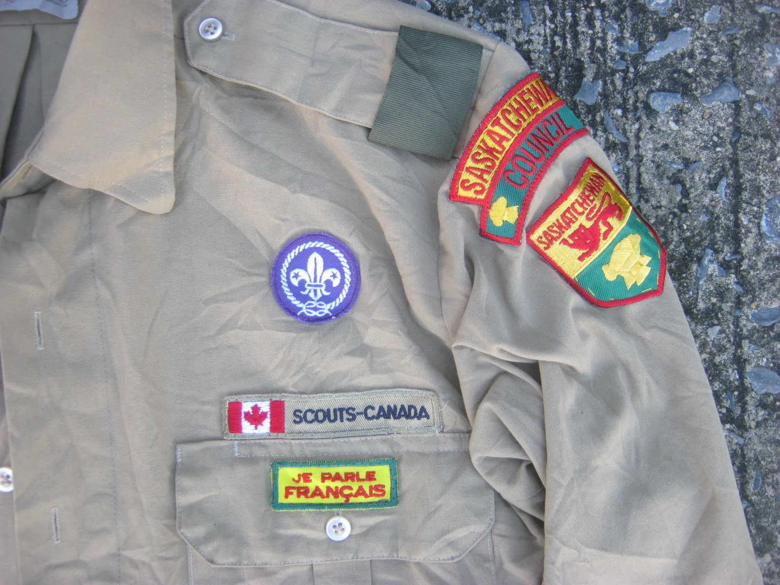 เสื้อลูกเสือแคนนาดา