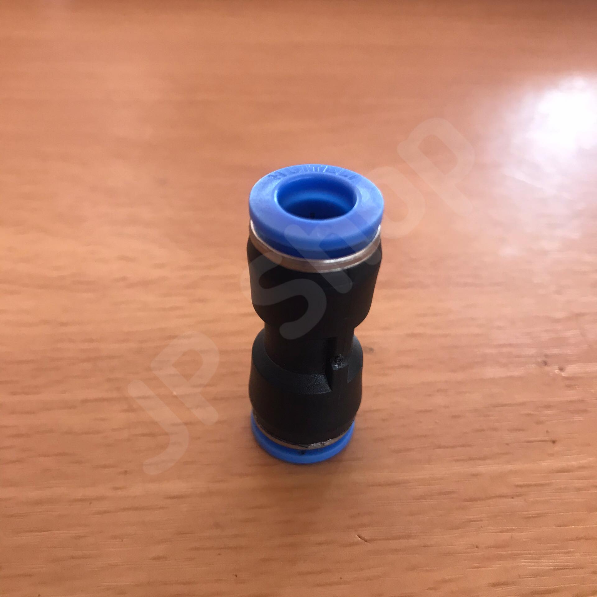 ข้อต่อลม PU 8 มม.-ต่อตรง ฟิตติ้งสายลม ต่อสายลม 8 มม. #00800