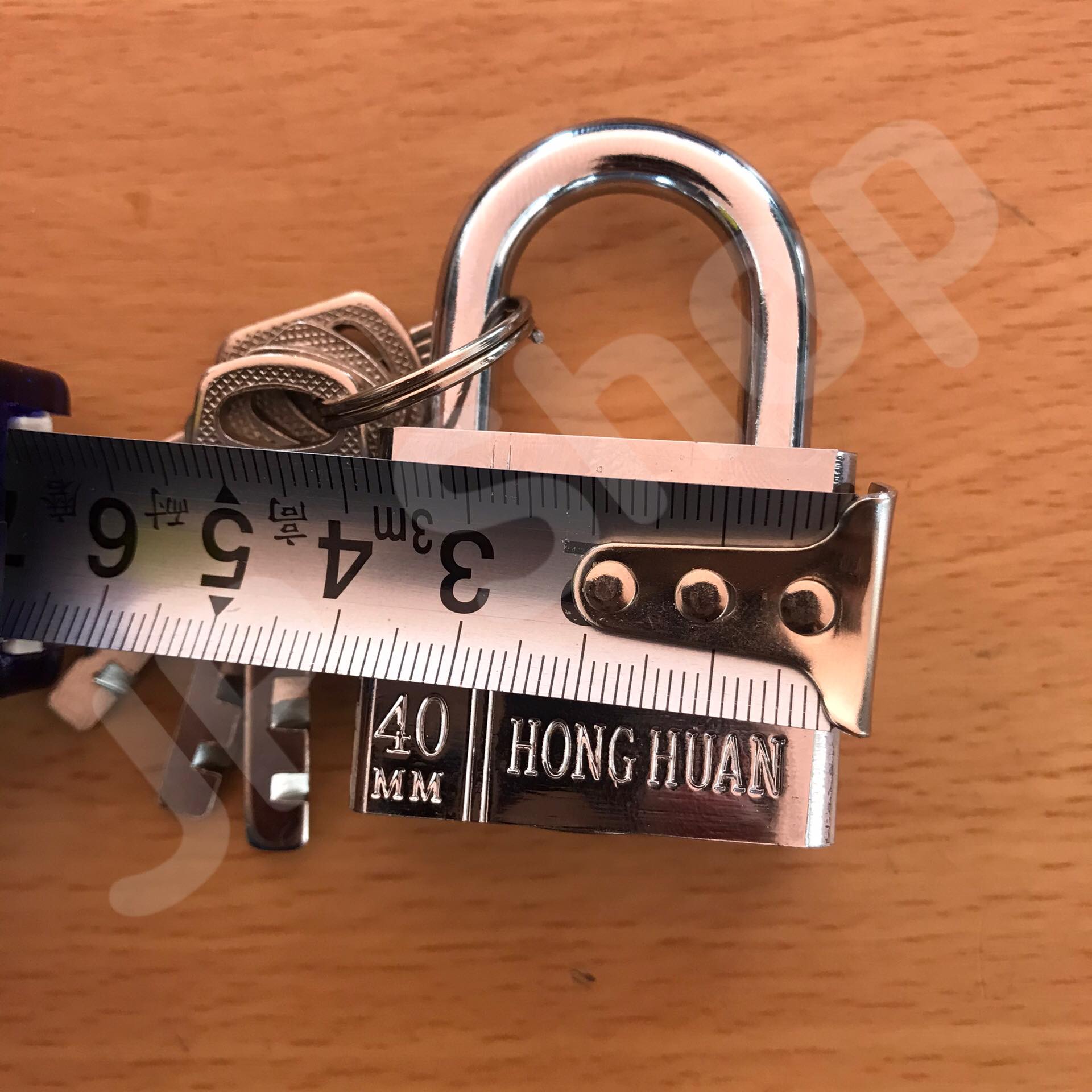 กุญแจล็อคบ้าน ล็อคครัว ล็อคอเนประสงค์ 40 มม. ล็อคแน่นหนา คงทน ราคาถูก สนใจสั่งซื้อได้เลย ห่วงสั้น #6971342321143