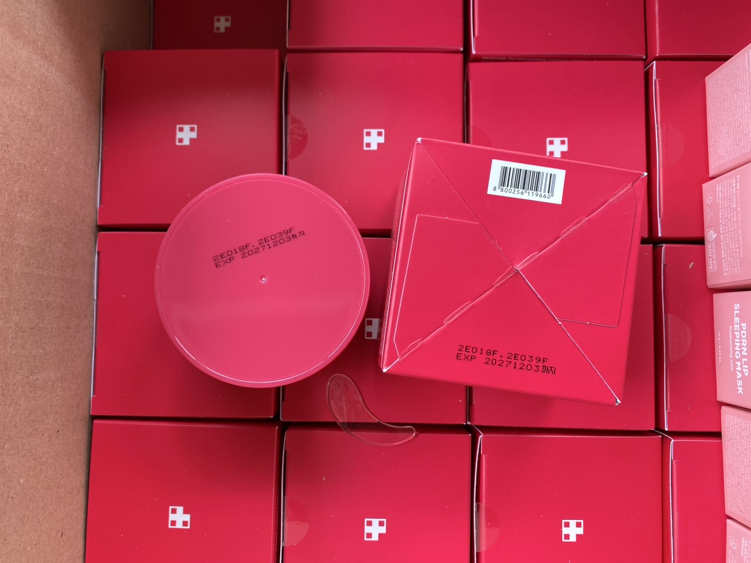 Medicube TXA Niacinamide Capsule Cream 55g ครีมลดฝ้า กระ จุดด่างดำ