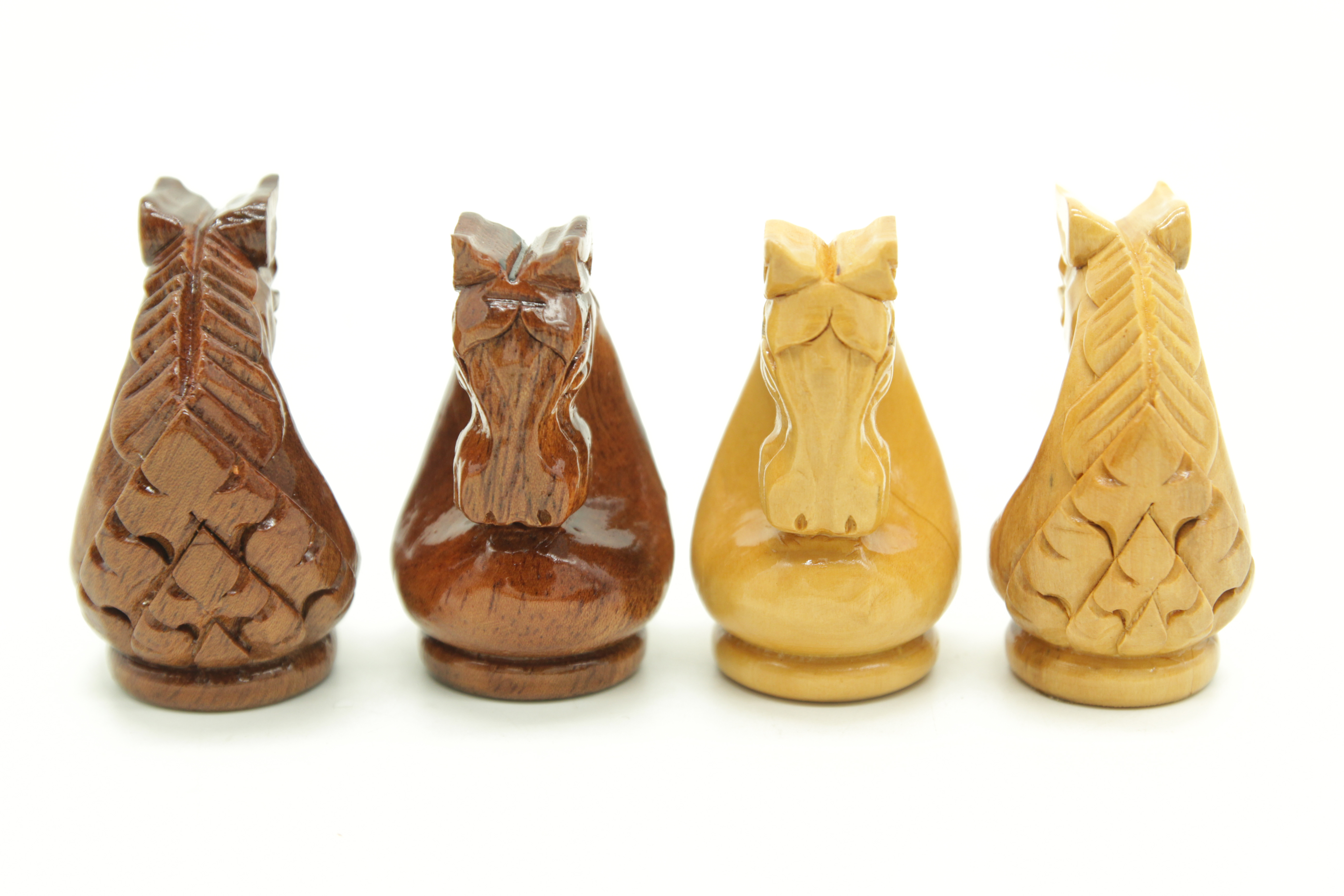 หมากรุกไทยไม้รุ่นหงส์มังกร