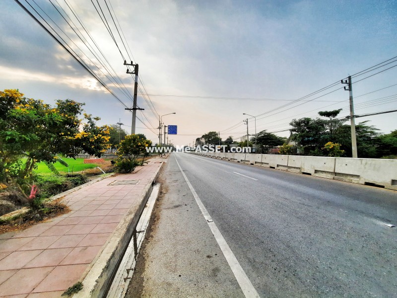 ขายที่ดินเปล่า ถ.ศาลายา-นครชัยศรี (งิ้วราย ซ.4) ต.งิ้วราย อ.นครชัยศรี นครปฐม / พื้นที่ 178 ตารางวา