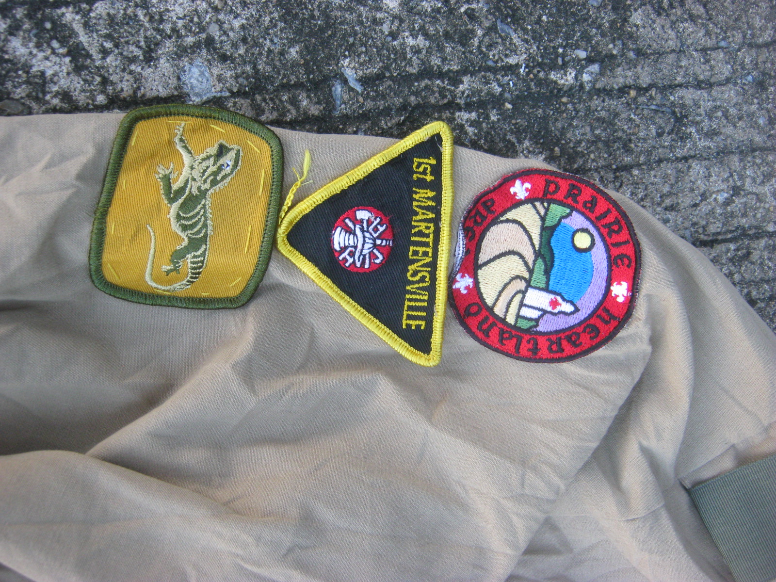 เสื้อลูกเสือแคนนาดา