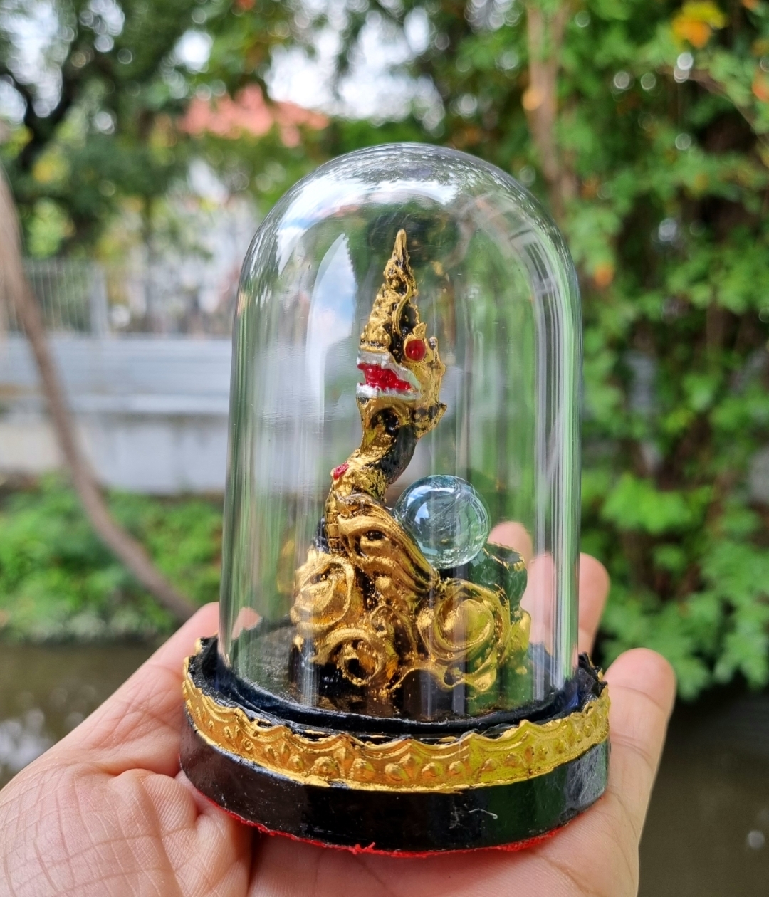 ครอบแก้ว พญานาค พร้อมลูกแก้ว เสริมโชคลาภ มี 5 สี เขียว ขาว ทอง แดง ดำบูชาหน้ารถ โต๊ะทำงาน ในร้านค้า หิ้ง +แถมฟรีผ้ายันต์ สำเนา