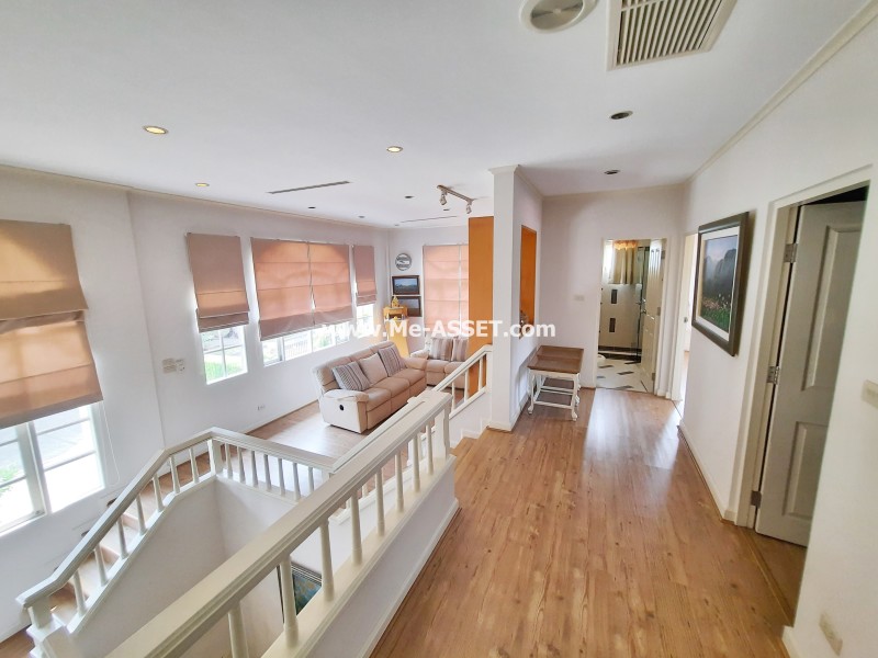 ขายบ้านเดี่ยว ม.นันทวัน วงแหวน-รัตนาธิเบศร์ ถ.ตลิ่งชัน-สุพรรณบุรี ต.เสาธงหิน อ.บางใหญ่ นนทบุรี ต้นโครงการ ตรงข้ามสวนสาธารณะ / พื้นที่ 2 ชั้น 138 ตารางวา