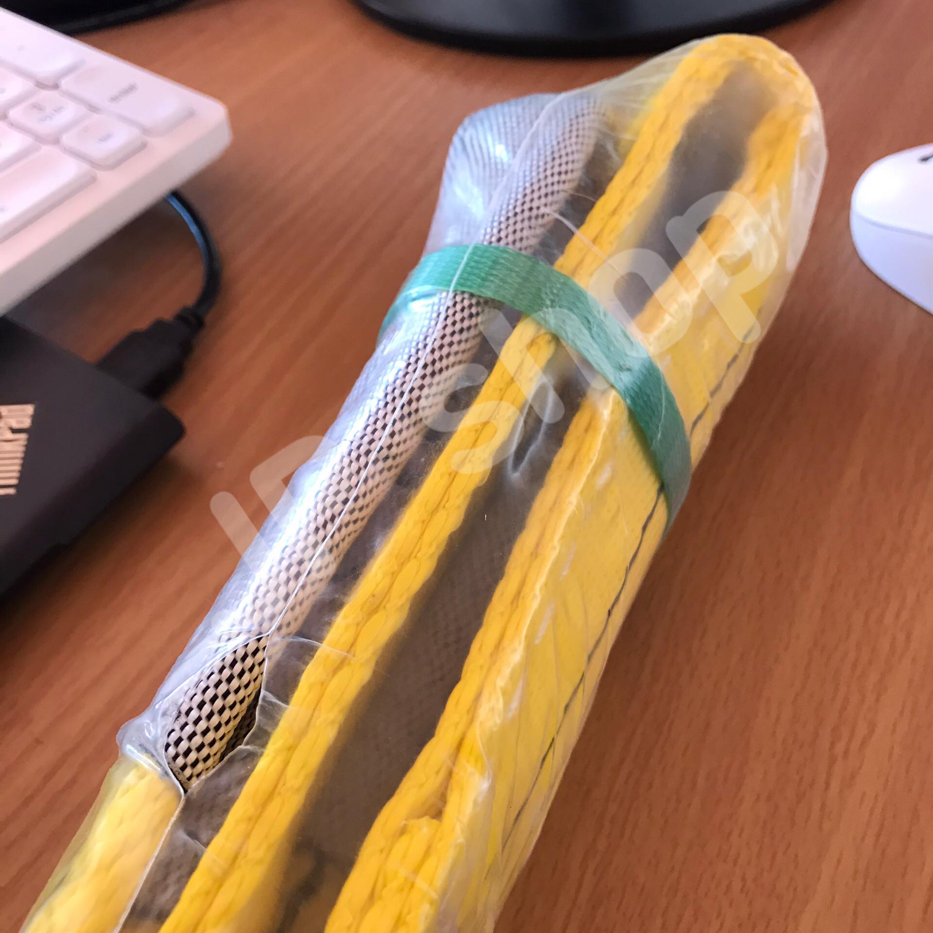 สายพานยกของขนาด 2 เมตร สีเหลือง หนา ทนทาน แข็งแรง สายสลิง ยกรถเครน สายยกของ อุปกรณ์ยกของหนักสลิงแบนแขวน สายลาก กว้าง 3 นิ้ว ยาว 2 เมตร ยกได้ 3 ตัน #03300