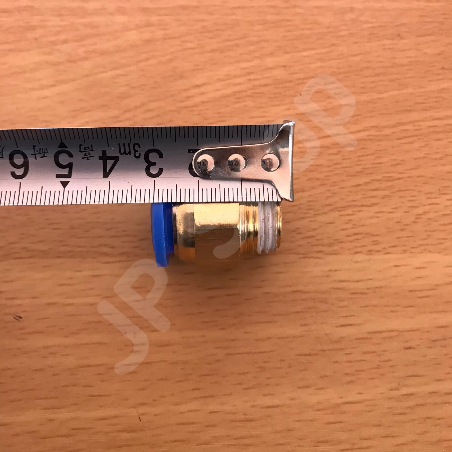 ฟิตติ้งสายลม 16 มม. ข้อต่อ PC-16-04 เกลียว 4 หุน #16041 ราคา 1 ตัว