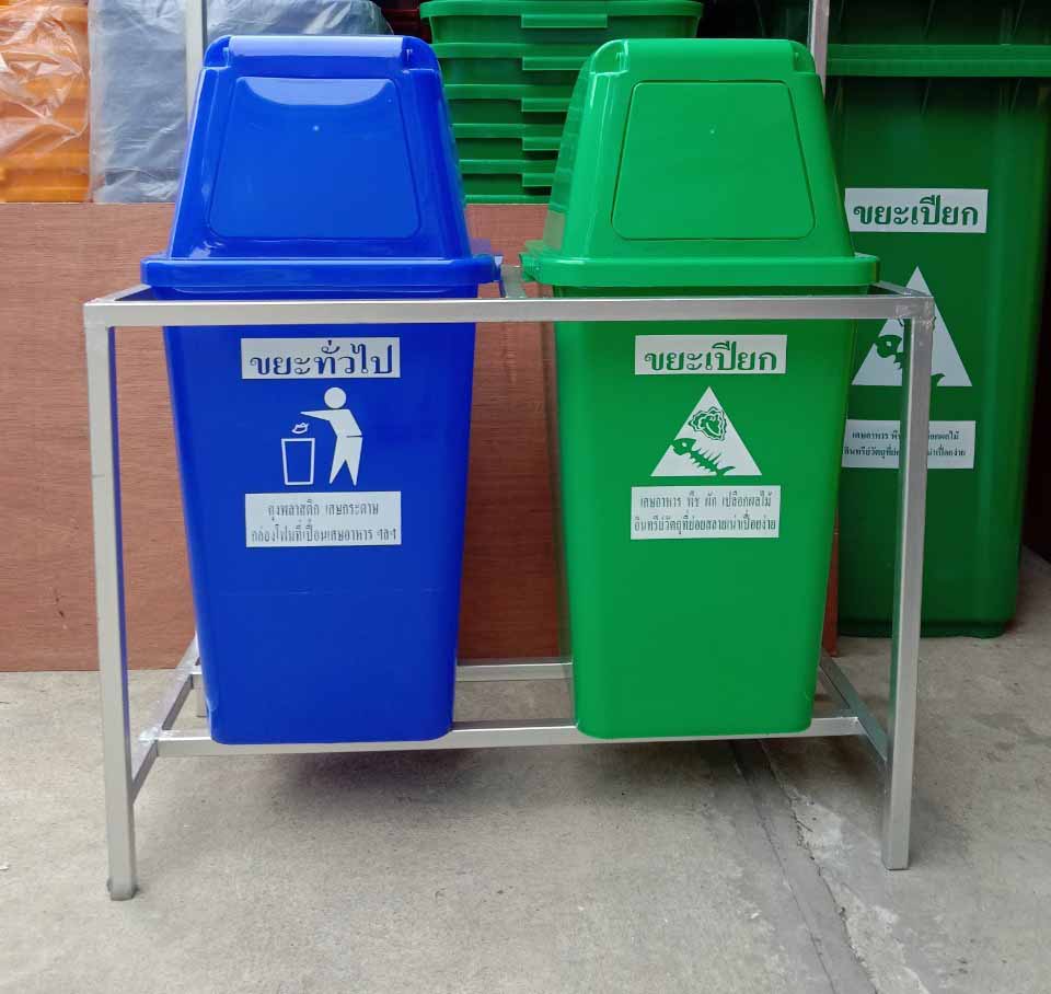แท่นวางถังขยะ 60 ลิตร 2 ช่อง ไม่มีป้ายแผงหลัง
