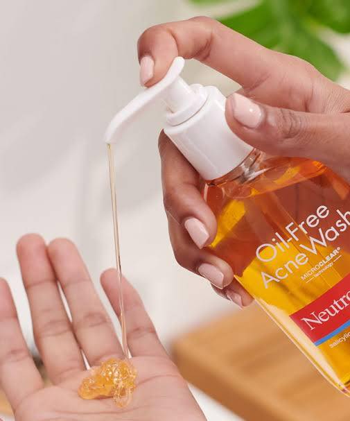 Neutrogena Oil Free Acne Face Wash 269ml. สบู่เหลวสำหรับล้างหน้า