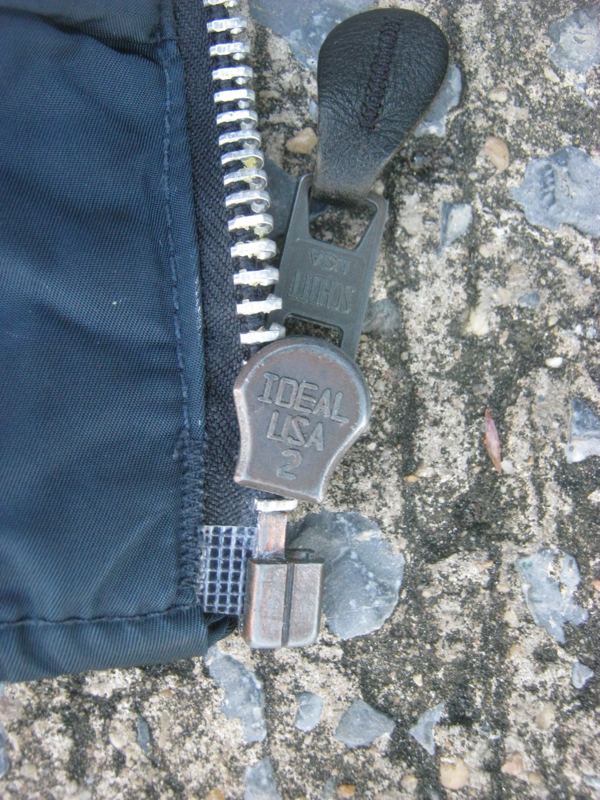 CWU-R flight jacket schott