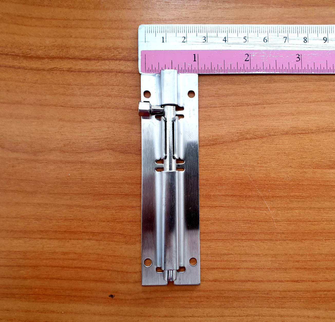 กลอนประตู กลอนสแตนเลส กลอนหน้าต่าง ขนาด4นิ้ว สแตนเลสอย่างดี ไม่เป็นสนิม #89124