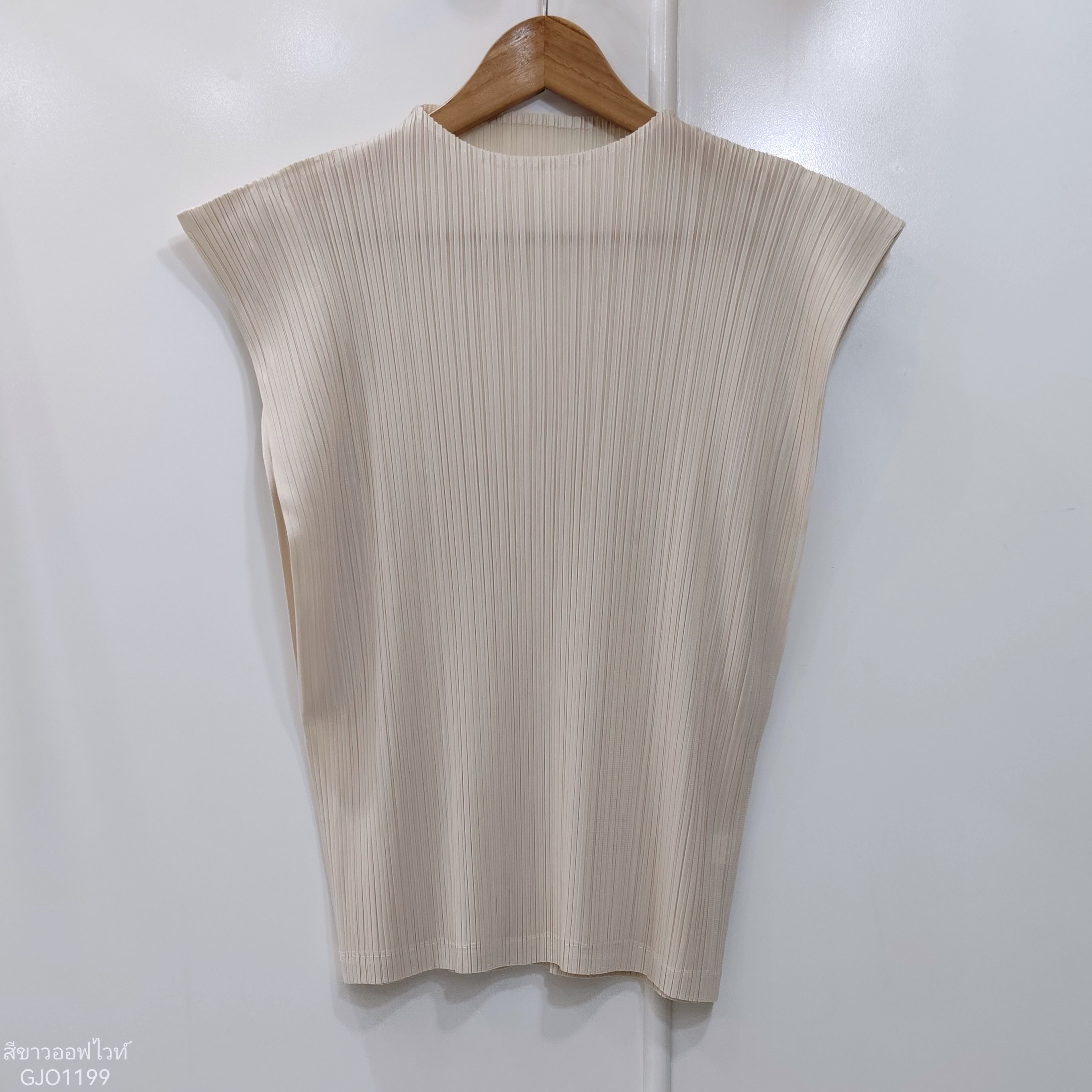 รุ่น GJO1199 เสื้อพลีทคุณภาพ HIGH NECK CAP SLEEVE PLEATED TOP 3 สี FREE SIZE