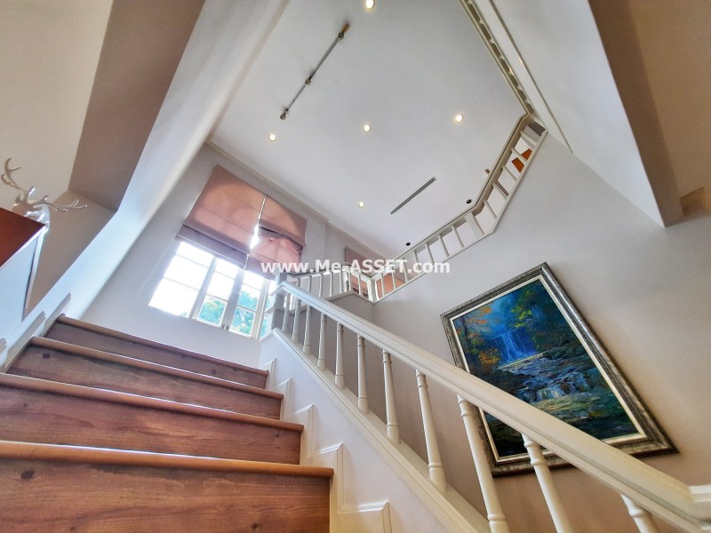 ขายบ้านเดี่ยว ม.นันทวัน วงแหวน-รัตนาธิเบศร์ ถ.ตลิ่งชัน-สุพรรณบุรี ต.เสาธงหิน อ.บางใหญ่ นนทบุรี ต้นโครงการ ตรงข้ามสวนสาธารณะ / พื้นที่ 2 ชั้น 138 ตารางวา