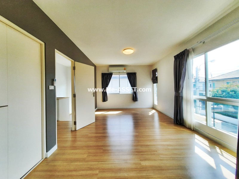 ขายบ้านเดี่ยว ย่าน ศาลายา วัดพระเงิน ศรีประวัติ : อินนิซิโอ 2 ปิ่นเกล้า-วงแหวน / 2 ชั้น 50 ตารางวา