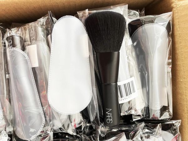 Nars Powder Brush 12cm. แปรงแต่งหน้า