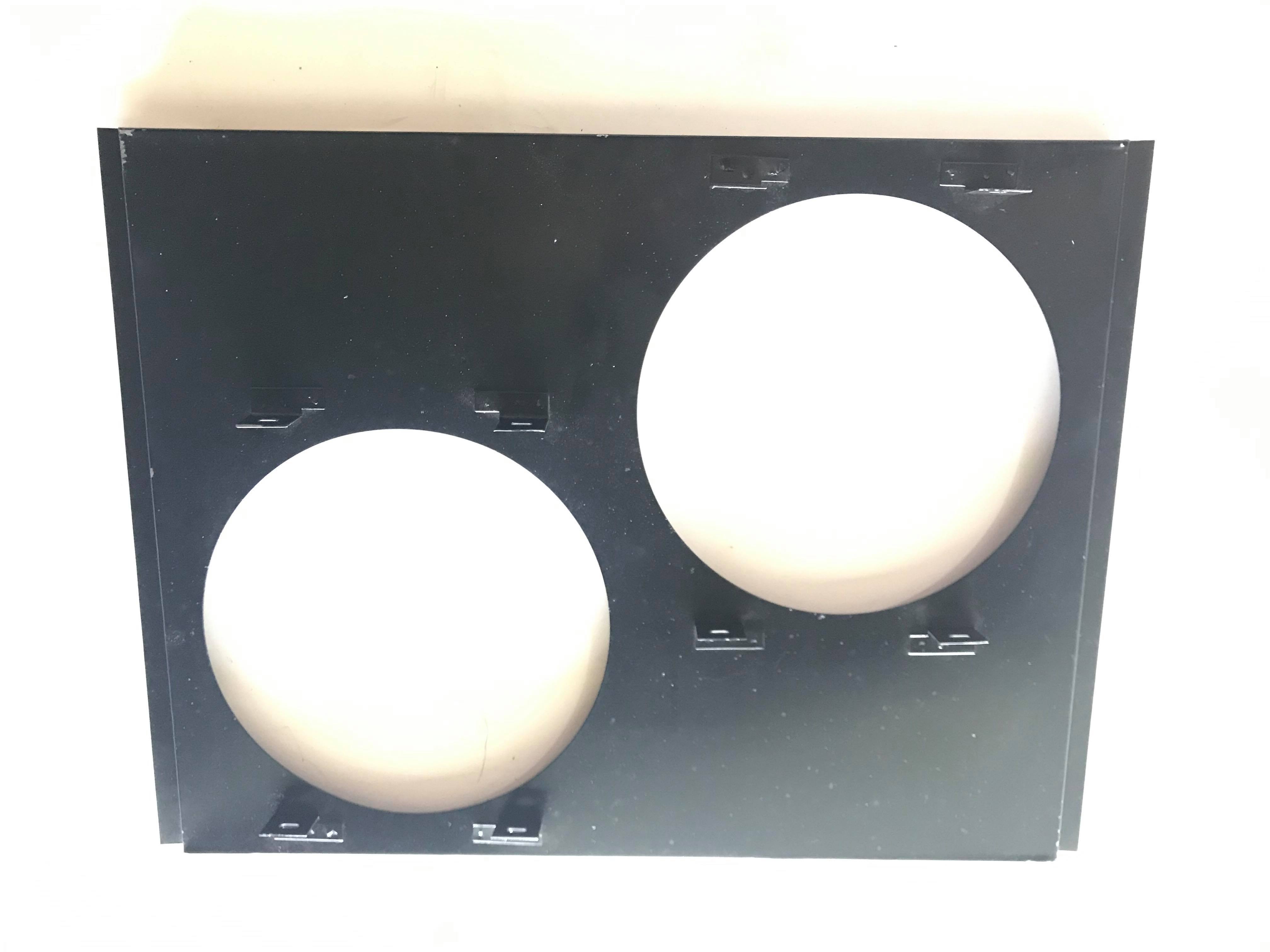 แผงแอร์ ขนาด 18x25 นิ้ว ท่อน้ำยา 3 แถว CD0044 มาพร้อมโครงพัดลม 10 นิ้ว 2 ช่อง ตะแกรงกันหิน 1 แผ่น เนื้อแผงอะลูมิเนียม ระบายความร้อนได้ดีเยี่ยม ใส่กับรถตู้หัวจรวด หรือรถตู้ทั่วไป หรืองานดัดแปลง อะไหล่ แอร์ รถยนต์ Car air conditioner spare parts