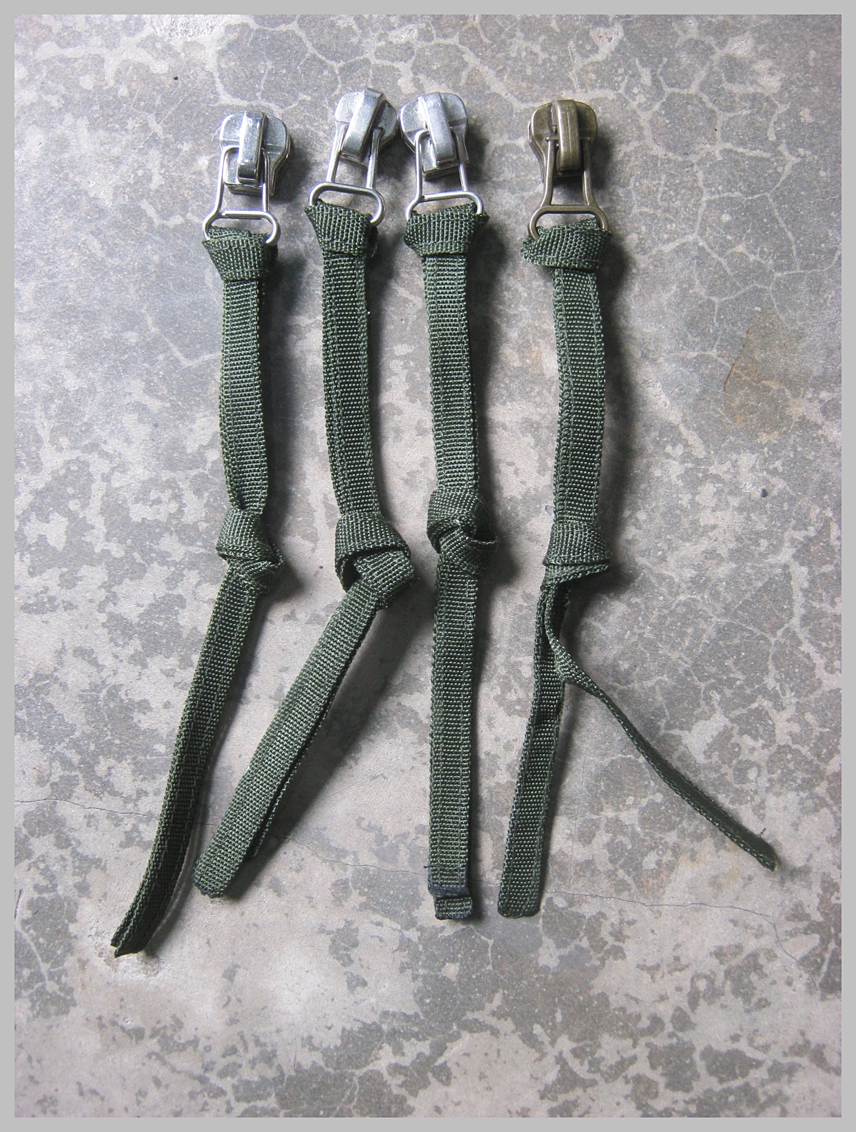 สินค้าหมด อะไหล่หางซิป ไนลอน สีเขียว OG 107