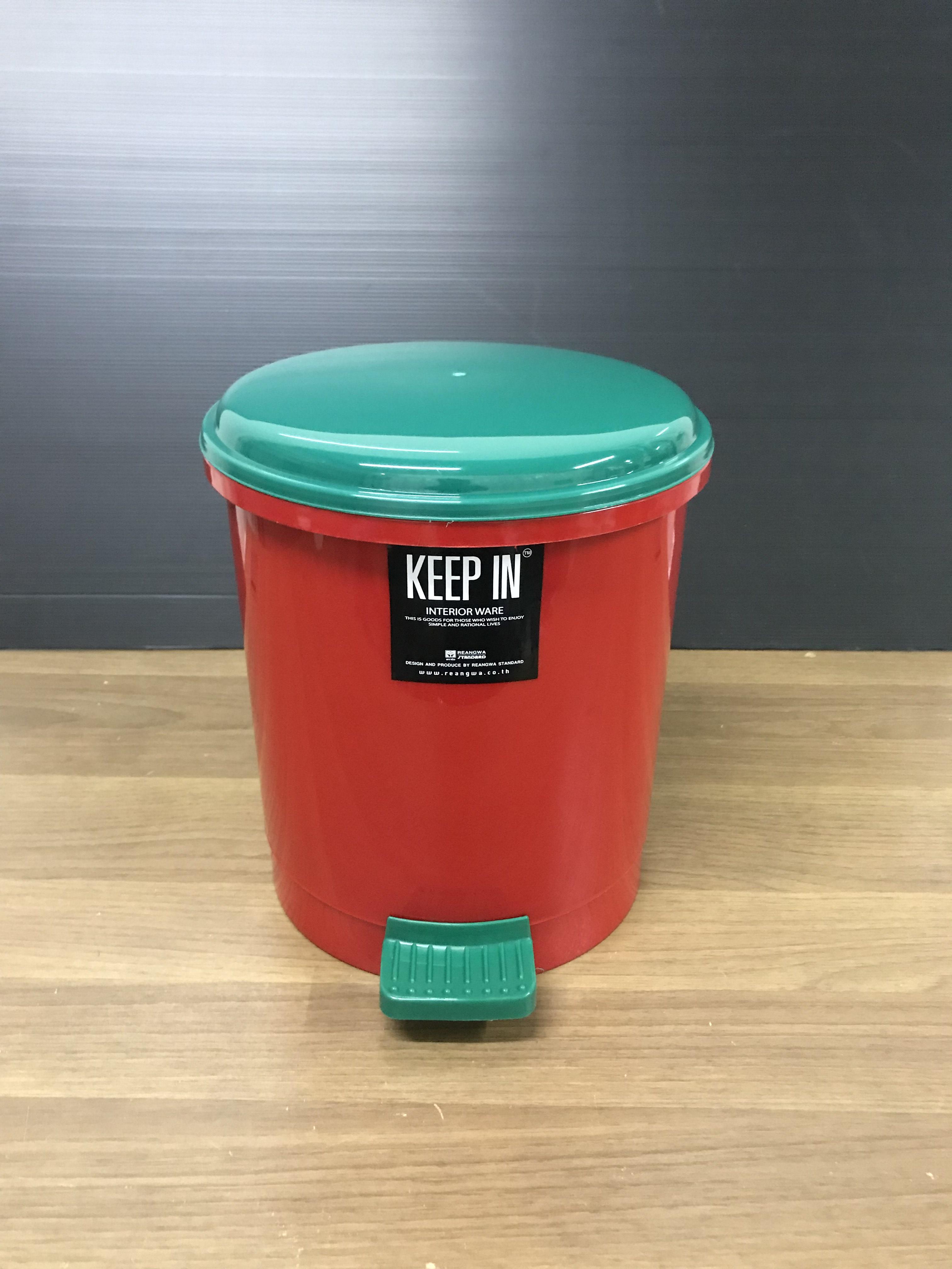 ถังขยะเท้าเหยียบ พลาสติก ทรงกลม 10 ลิตร