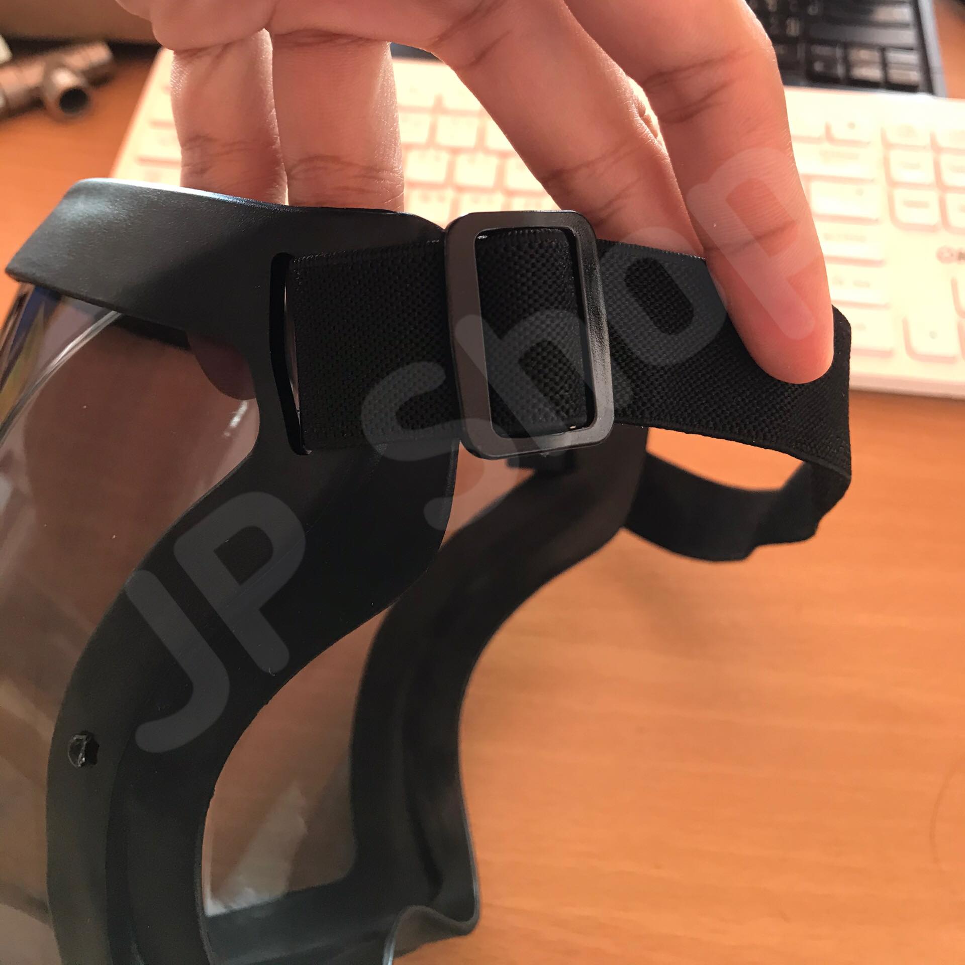 Face shieid หน้าสกากเฟสชิว สีดำ ใส่สบาย เต็มหน้า ราคาไม่แพง สนใจสั่งซื้อได้เลย #04250