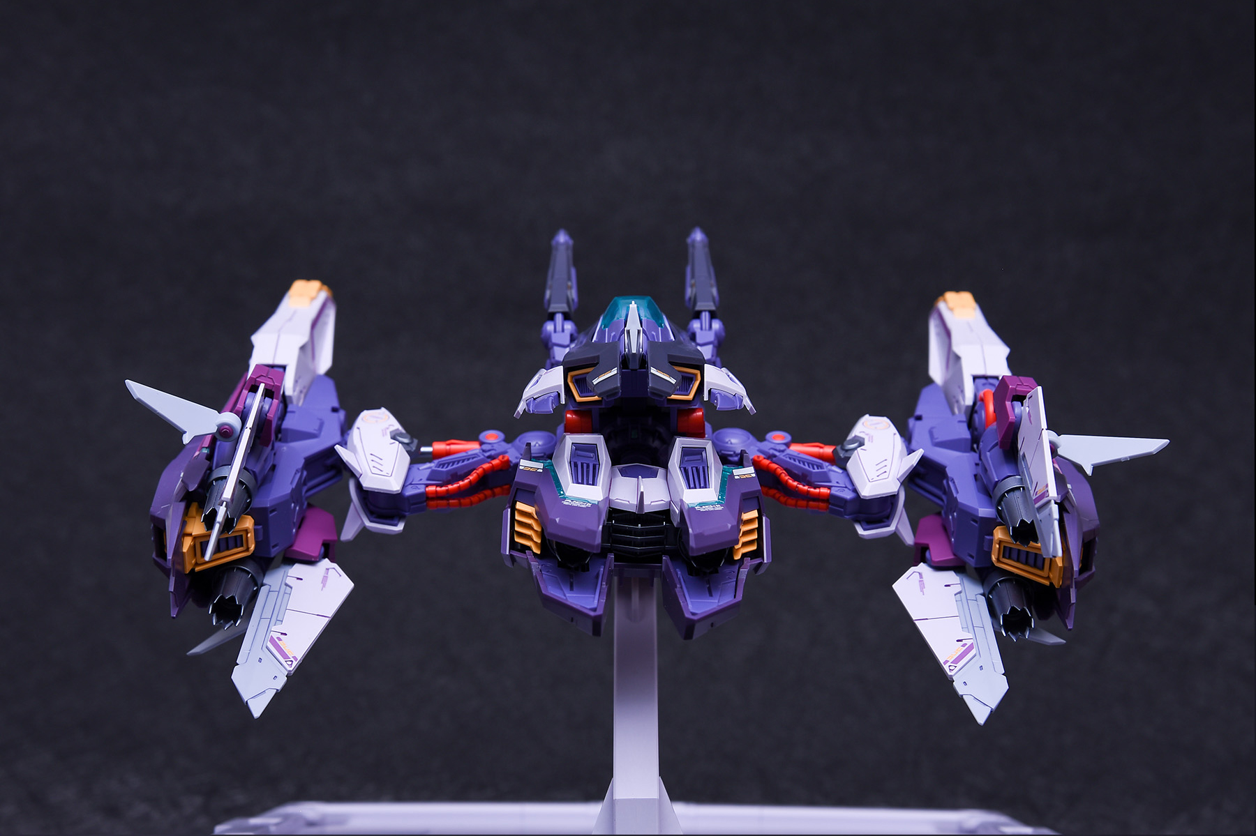 MG 1/100 THUNDERBOLT [INERA+]