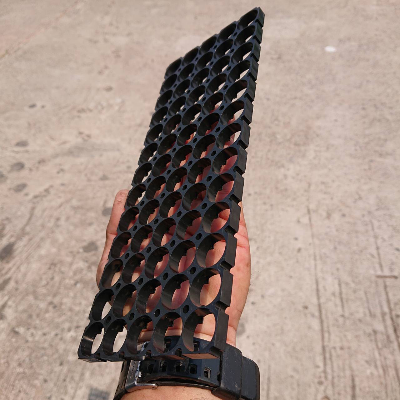 ตัวยึดแบตเตอรี่ ตัวแพ็คแบตเตอรี่ ตัวยึดแบตเตอรี่ลีเธียม18650 5*13ช่อง #Spacer Holder ตัวแพ็คถ่านสำหรับรถไฟฟ้า #1865013