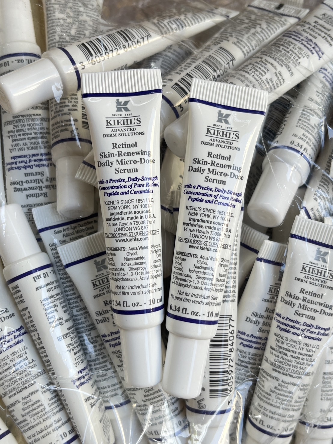 ขนาดทดลอง Kiehl's Retinol Skin Renewing Daily Micro Dose Serum 10ml. (1หลอด)