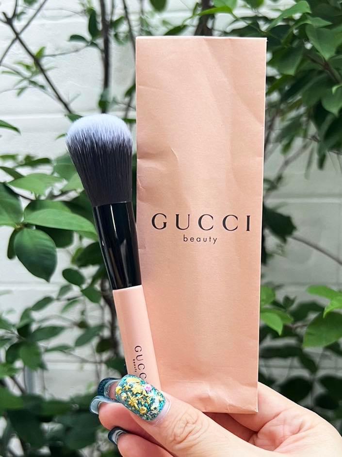 Gucci Beauty Blush Brush แปรงปัดแก้ม Size 12 cm. ของแท้