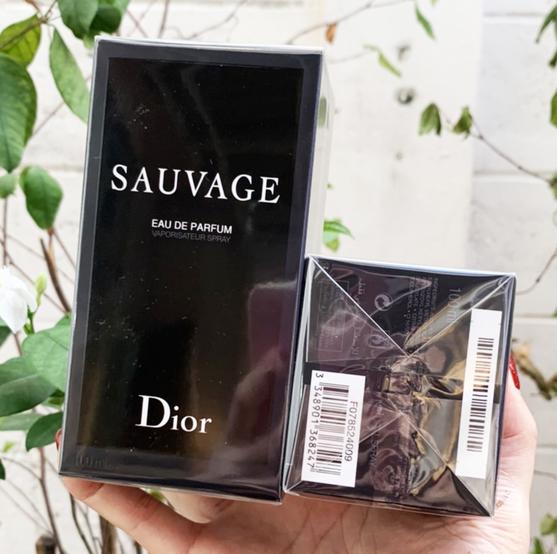 Christian Dior Sauvage Eau De Parfum 100ml. น้ำหอมสำหรับผู้ชาย ดิออร์ ซาเวจ (1กล่อง)