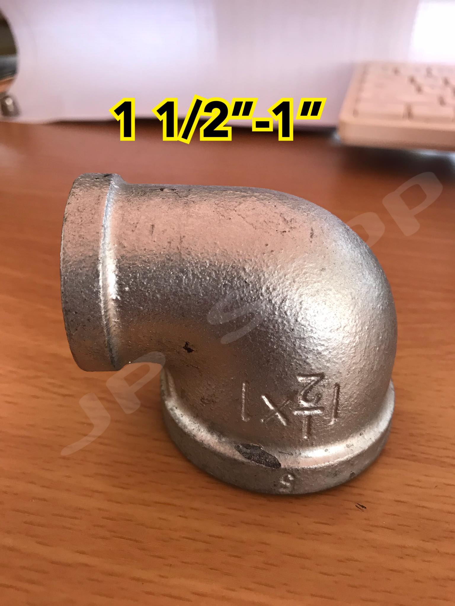 ข้องอลด ข้องอประปา90องศา ข้องอเหล็ก อุปกรณ์ประปา ขนาด1 1/2นิ้ว-1นิ้ว,1 1/4นิ้ว-1นิ้ว,1 1/4นิ้ว-3/4,1นิ้ว-1/2,1นิ้ว-3/4,3/4-1/2