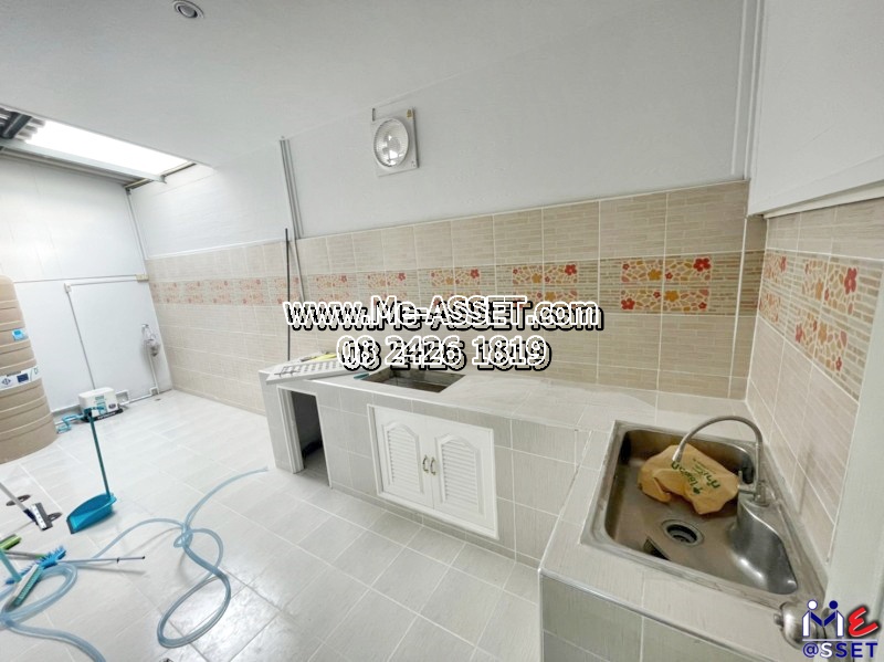 ขายทาวน์โฮม รีโนเวทใหม่ ย่าน ลาดสวาย คลองสาม ลำลูกกา บึงยี่โถ ธัญบุรี : ม.ไอลีฟทาวน์ คลอง 3 : 2 ชั้น 23.4 ตร.วา