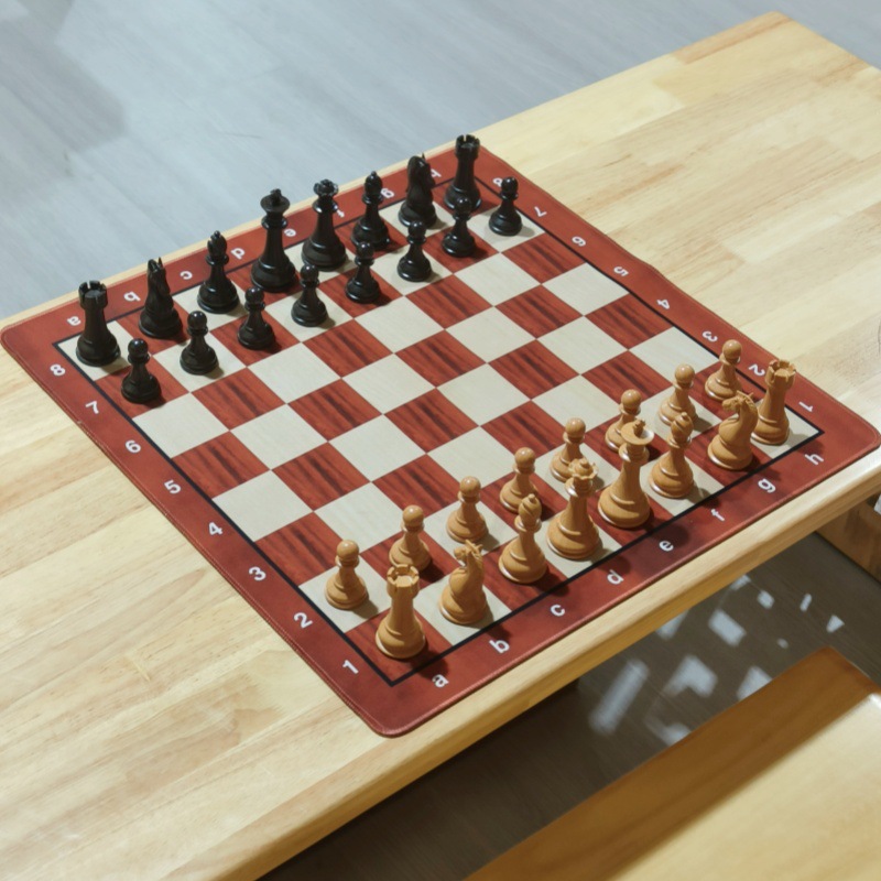 ชุดหมากรุกสากล Candidates Chess Set (ตัวหมากรุกสีลายไม้+กระดานยางสีลายไม้)