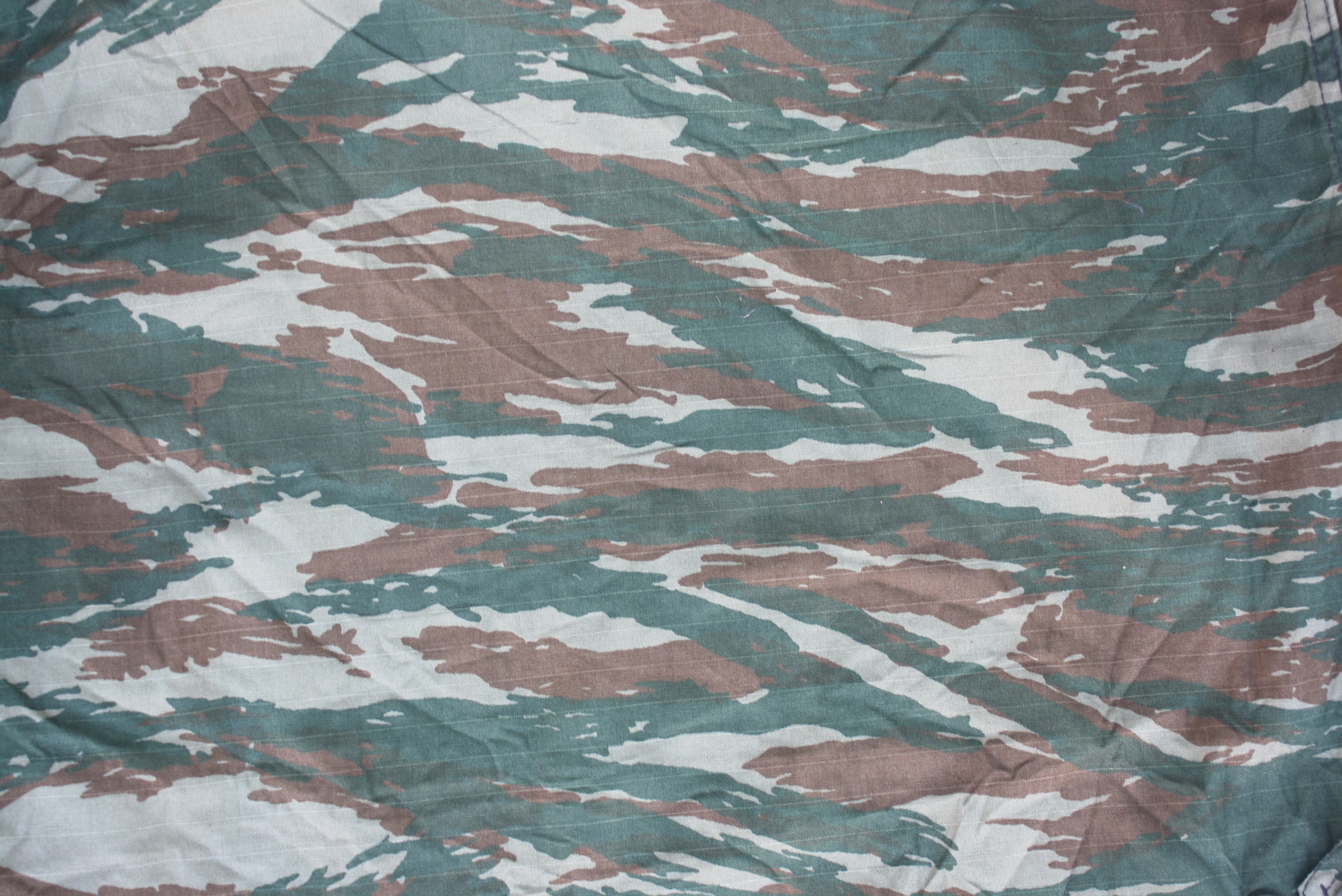 เสื้อทหาร Greek ผ้าตาราง ลาย second series of "lizard" camouflage