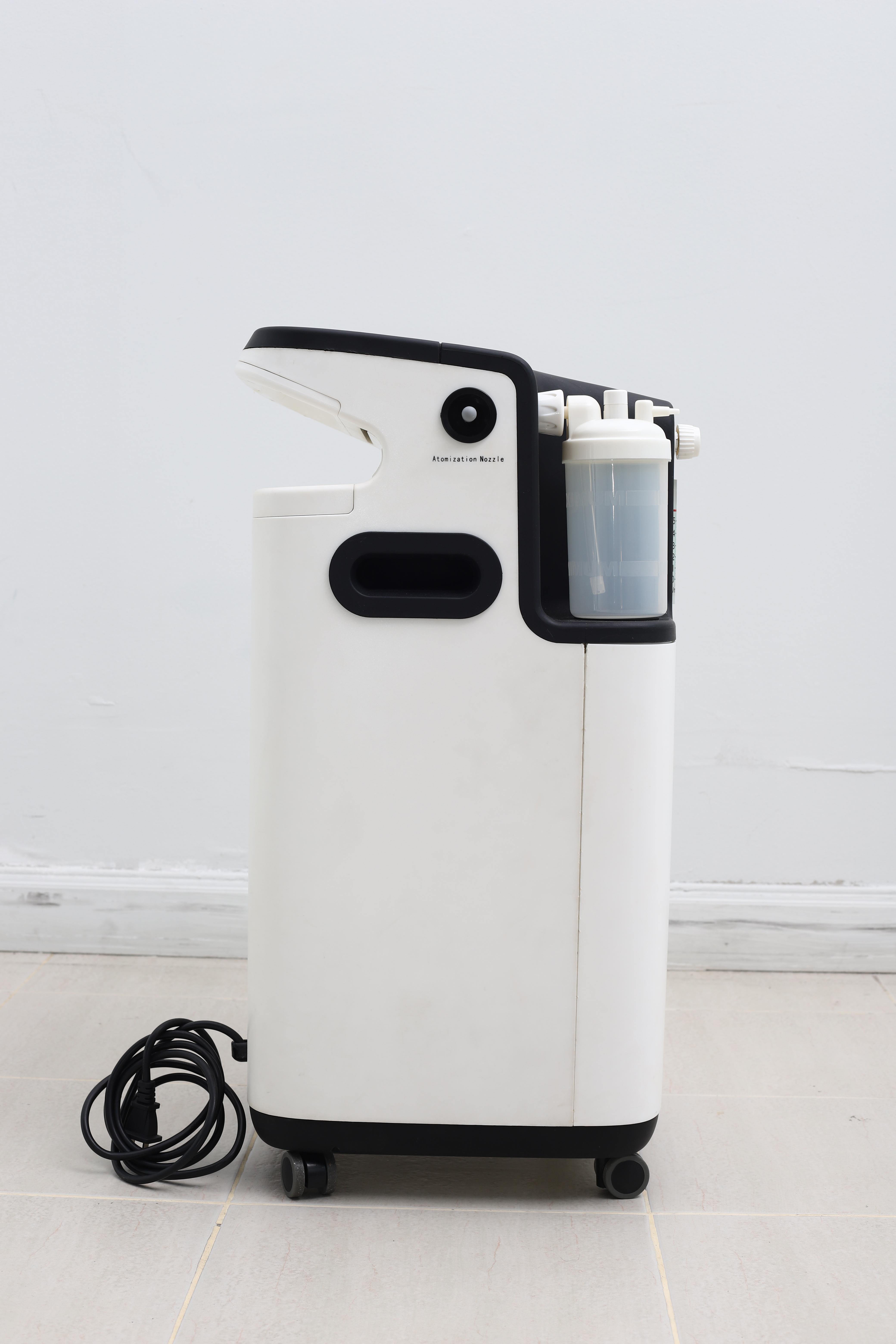 เครื่องผลิตออกซิเจนเครื่องเพิ่มความเข้มข้นของออกซิเจน 5 ลิตร ยี่ห้อ Owgels รุ่น OZ-5-01TW0