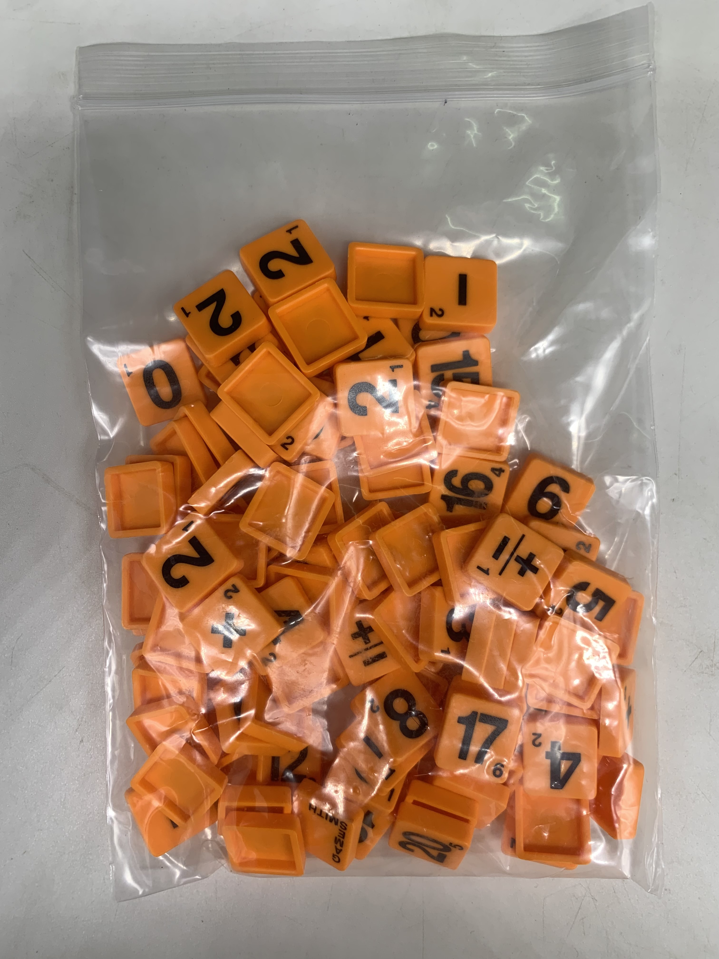 Mathsmith เบี้ยพลาสติก