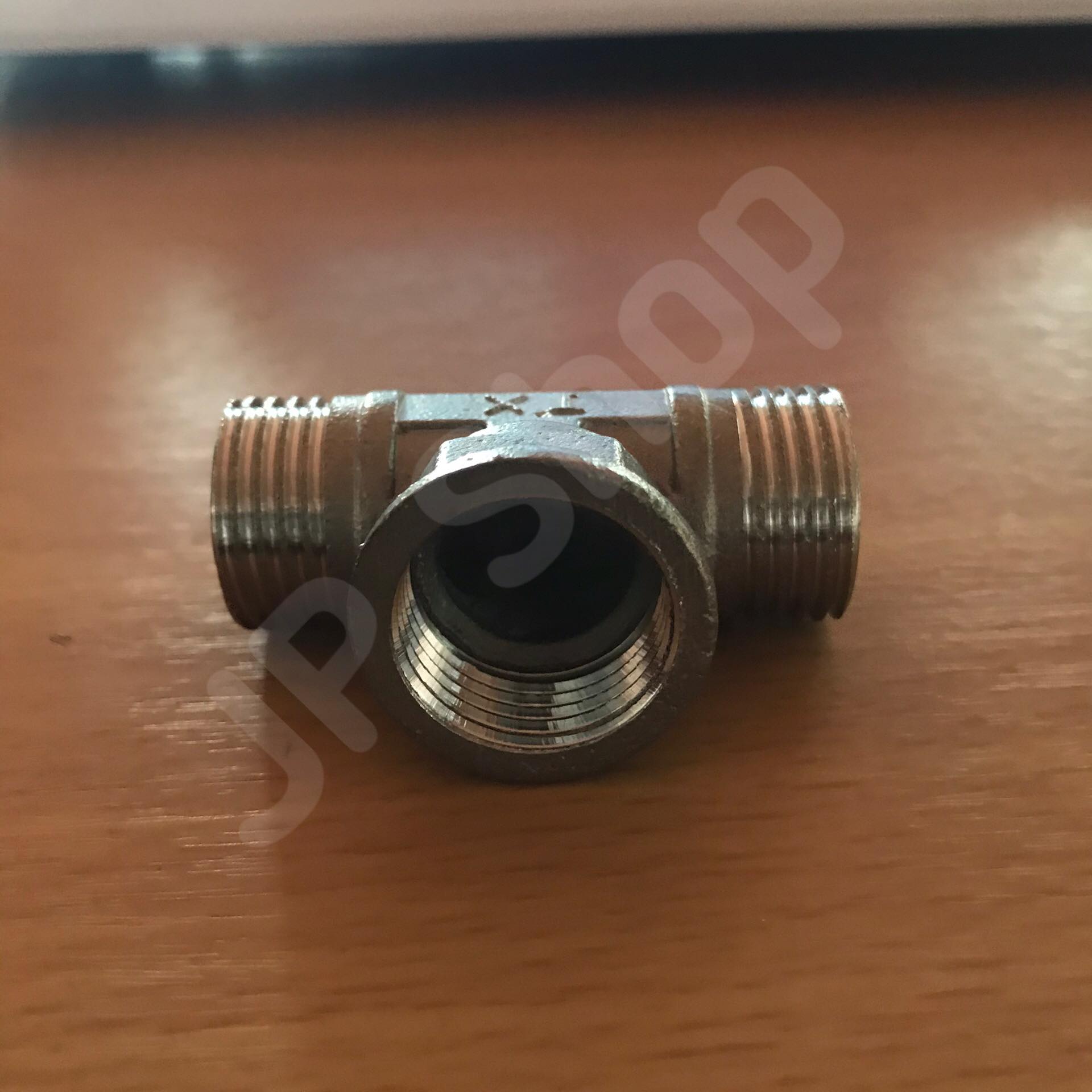 ข้อต่อสามทางสแตนเลส304 ขนาด 4 หุน เกลียวนอก 2 เกลียวใน 1 #3454