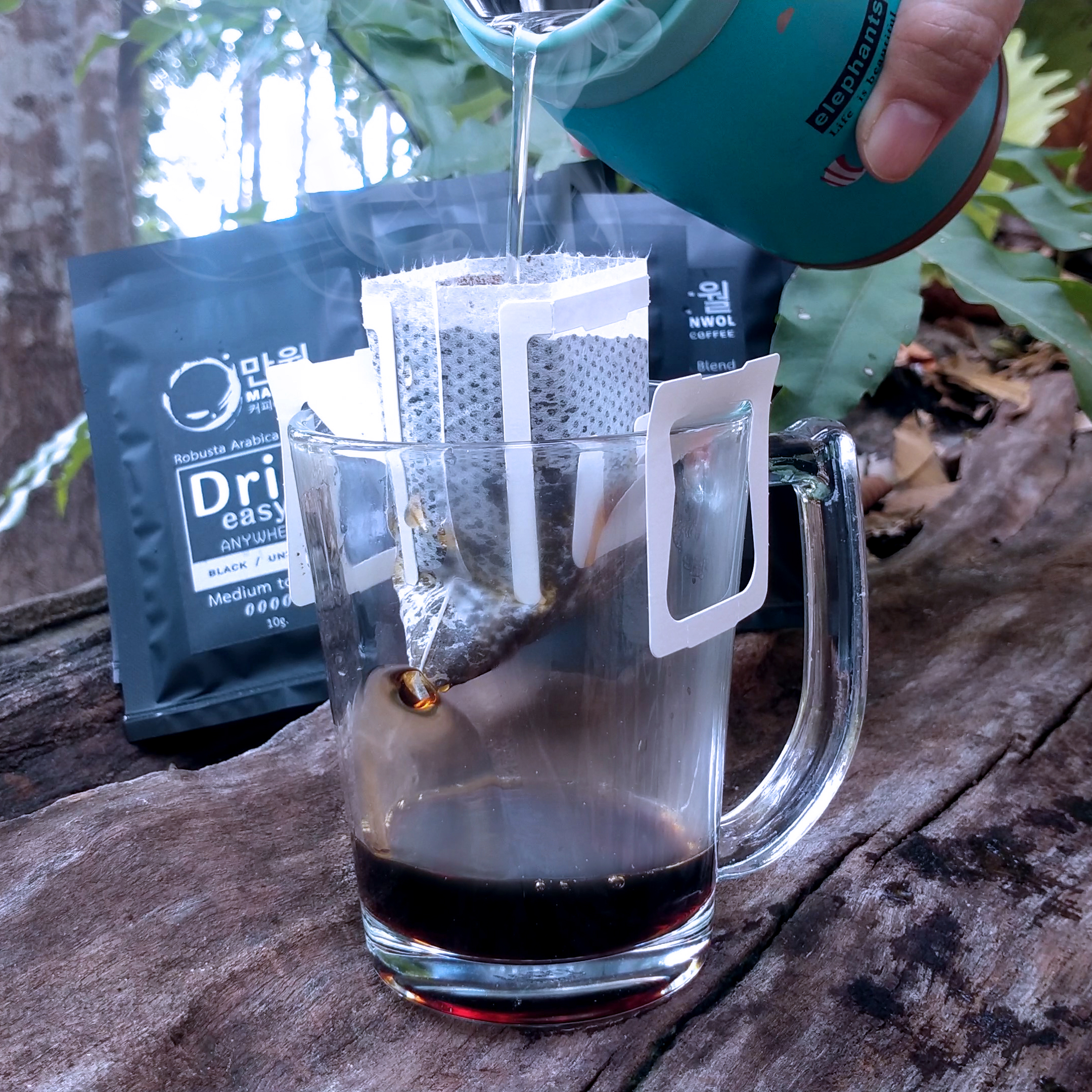 Drip easy x10 ซอง (1ซอง 10กรัม) กาแฟดริป Drip Coffee โรบัสต้า อาราบิก้า เบลนด์ เมล็ดกาแฟคั่วกลางถึงเข้ม