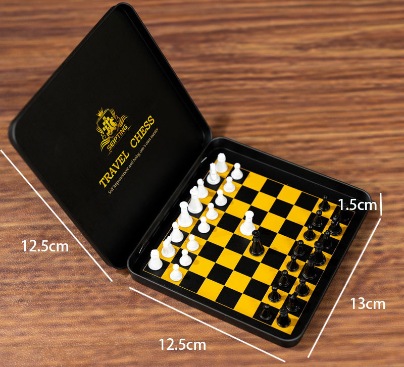 หมากรุกสากลแม่เหล็กพกพา Mini Travel Chess set