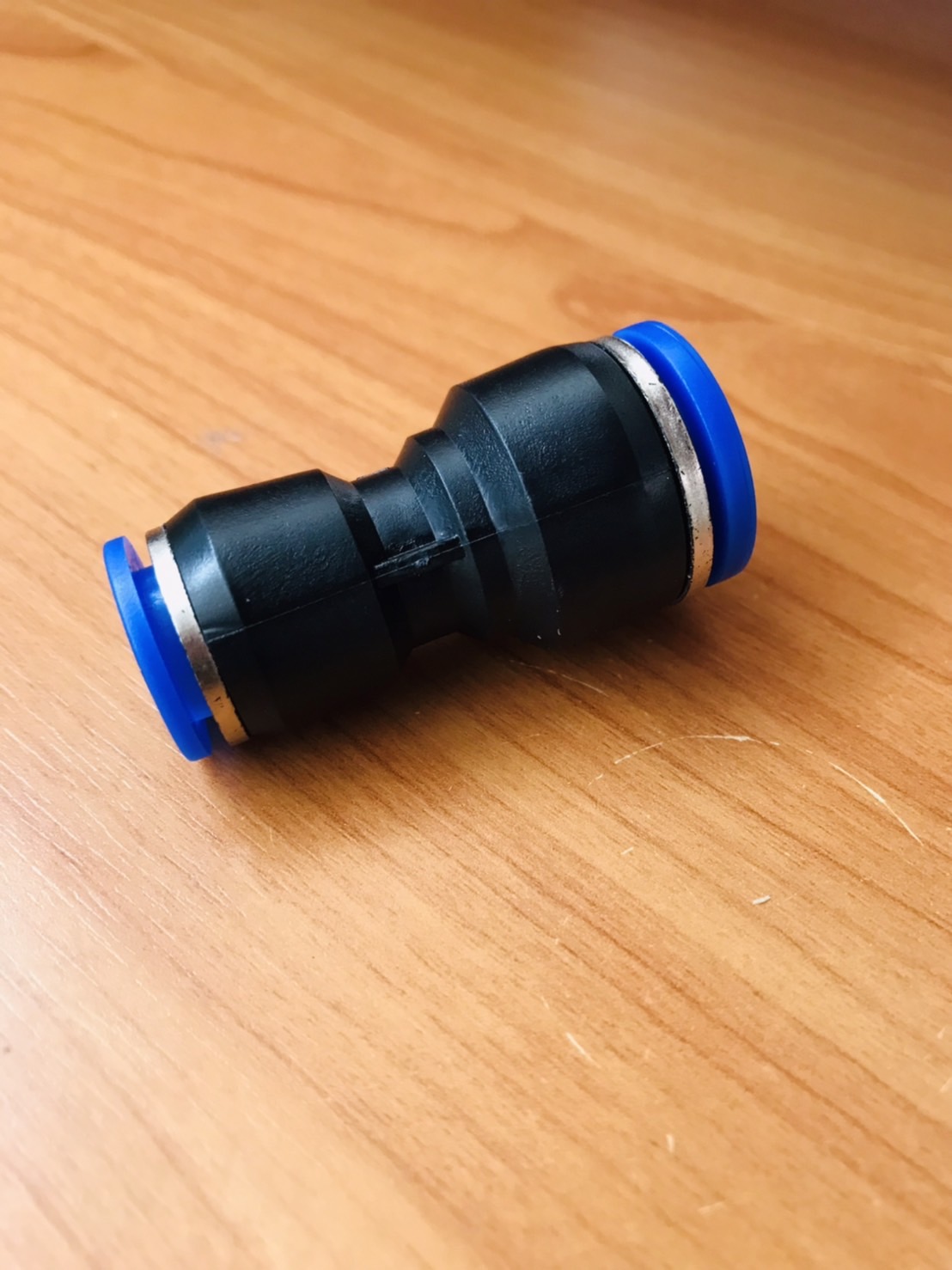 ข้อต่อลมฟิตติ้ง PG14 - 12 mm. ต่อตรงลด #1412