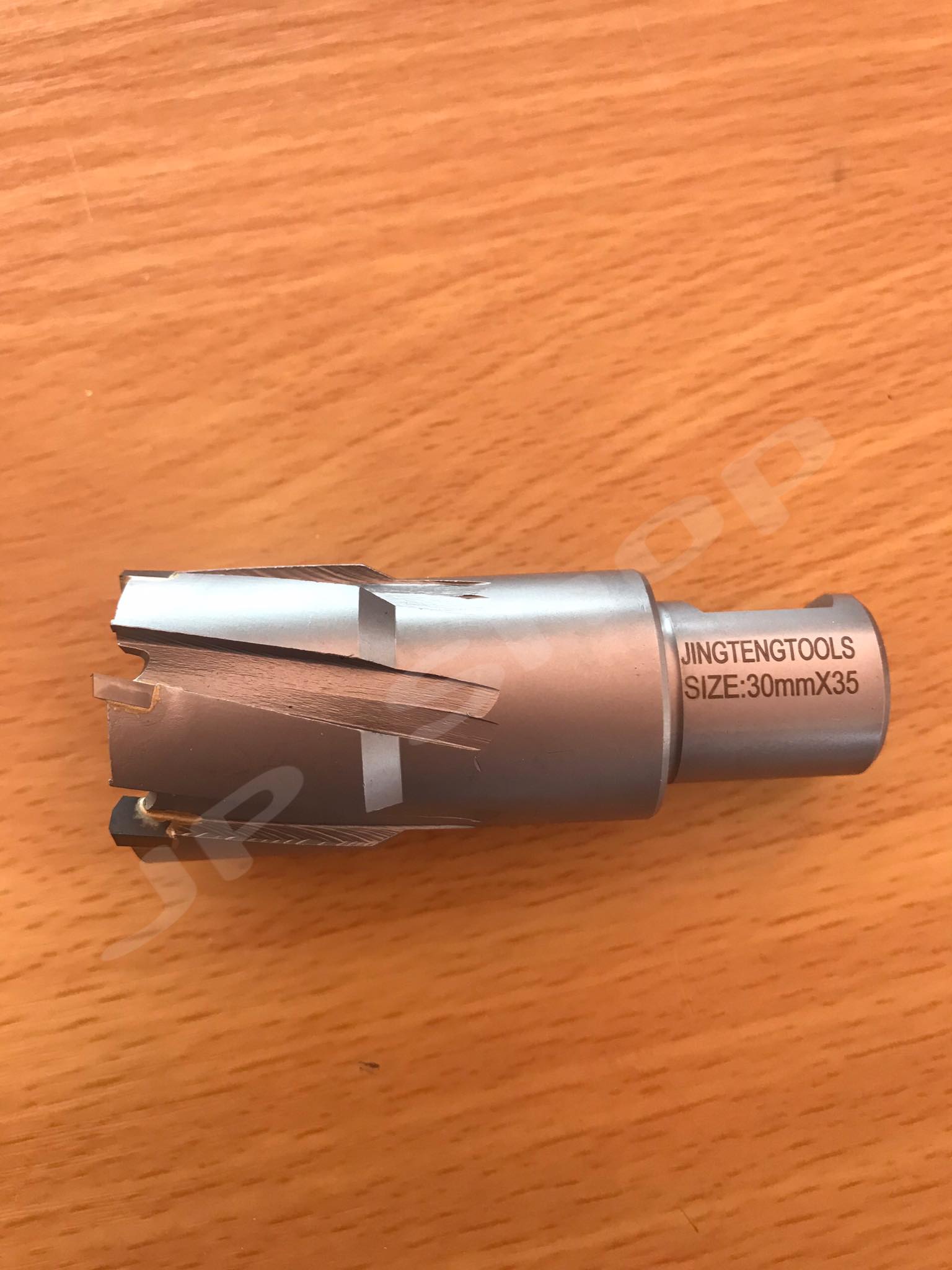 ดอกสว่านเจ็ทบอส แบบโฮลซอว์คาร์ไบสำหรับเจาะเหล็กหนา ด้วยสว่านแม่เหล็กไฟฟ้า ขนาด30*35 มม. #3035