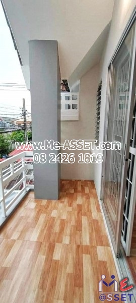 ขายทาวน์เฮ้าส์ รีโนเวทใหม่ ย่าน เคหะร่มเกล้า รามคำแหง ลาดกระบัง ราษฎร์พัฒนา น้อมเกล้า : พูนสินธานี 3 / 2 ชั้น 17 ตร.วา