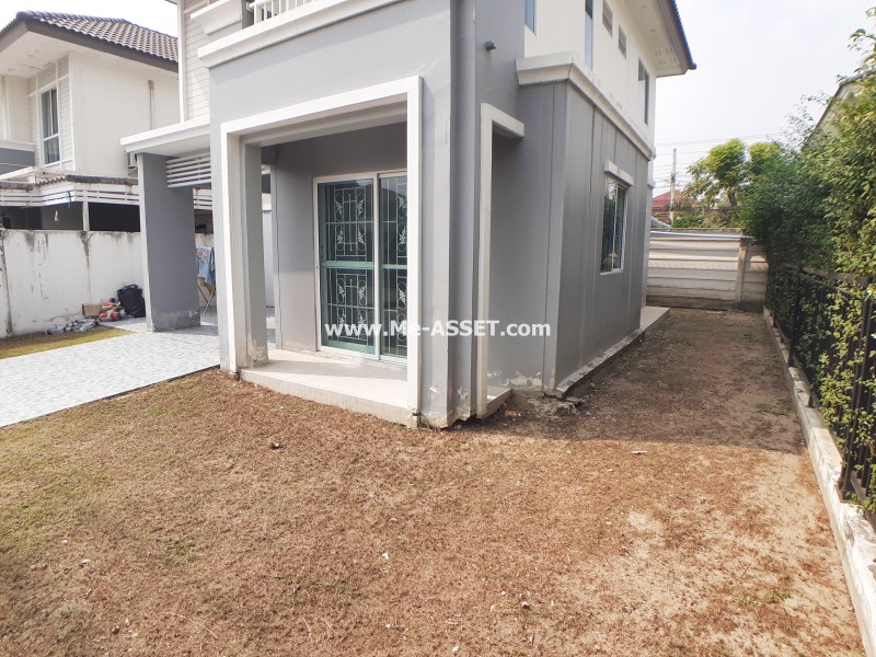 ขายบ้านแฝด ม.พฤกษาวิลล์ ถ.รามคำแหง 160 ซ.มิสทีน แขวงสะพานสูง เขตสะพานสูง กรุงเทพ ต้นโครงการ ถนนเมน หน้าบ้านไม่ชนใคร / พื้นที่ 2 ชั้น 38.3 ตารางวา