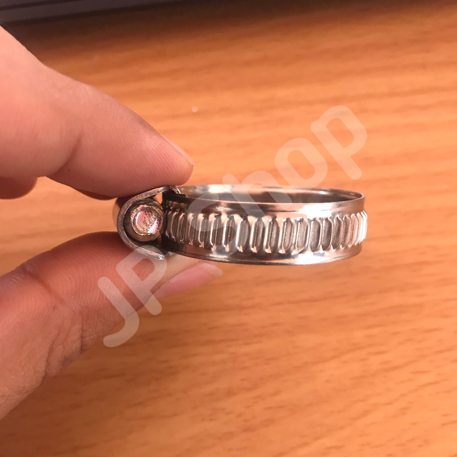 เข็มขัดรัดท่อสแตนเลส ปลอกรัดสแตนเลส 19-29 มม. สาย รัด ท่อ ส แตน เลส กิ๊บ รัด ท่อ ส แตน เลส ปลอก รัด ท่อ ส แตน เลส อย่างดี #1929