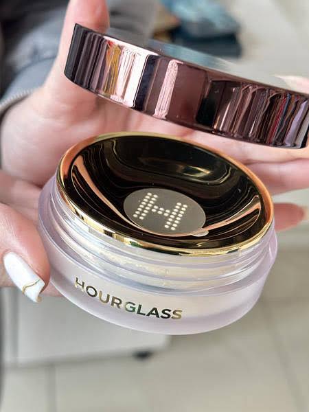 Hourglass Veil Translucent Setting Powder 10.5g แป้งฝุ่นโปร่งแสง สี Translucent