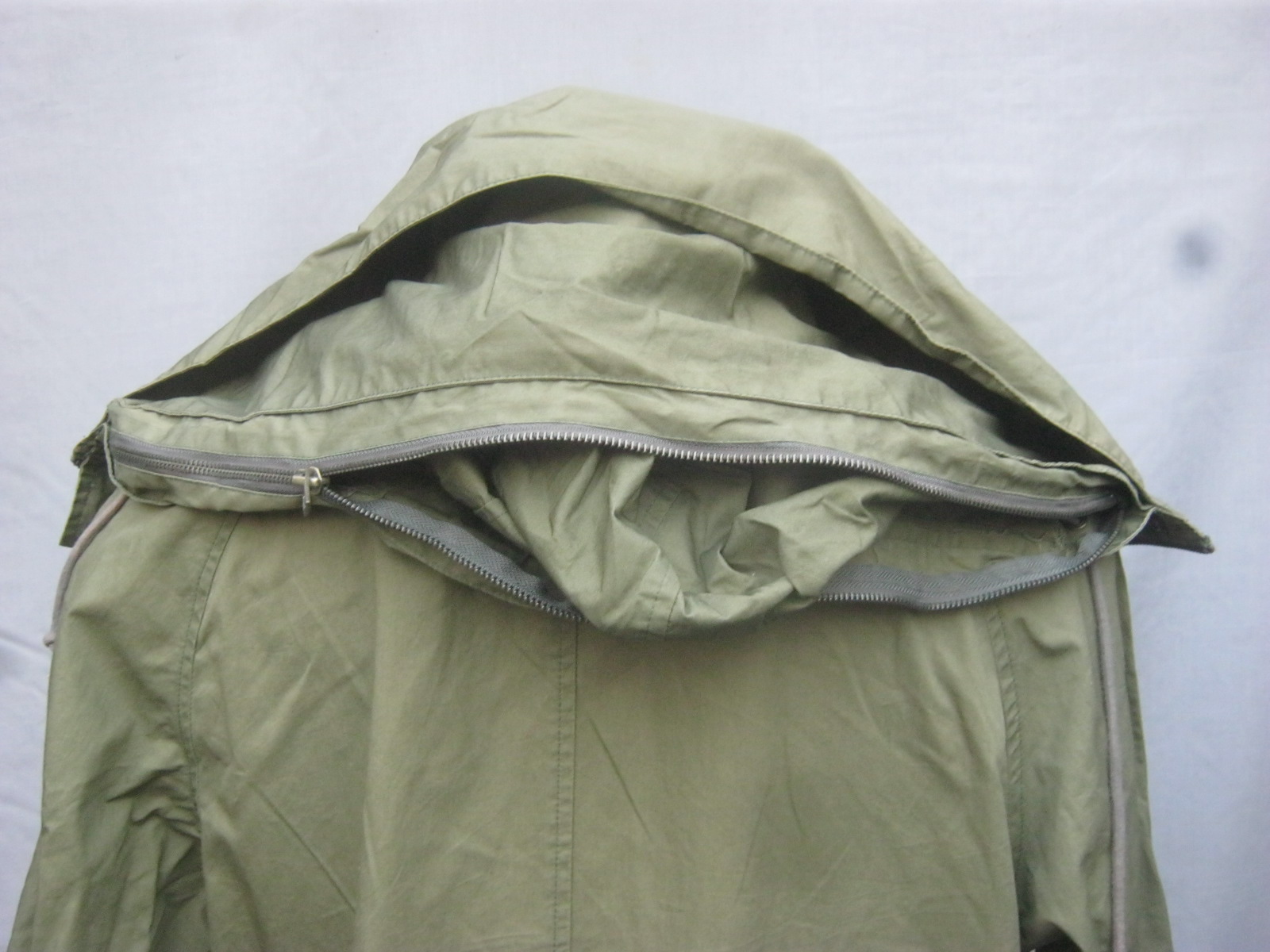 เสื้อแฟชั่นทหาร