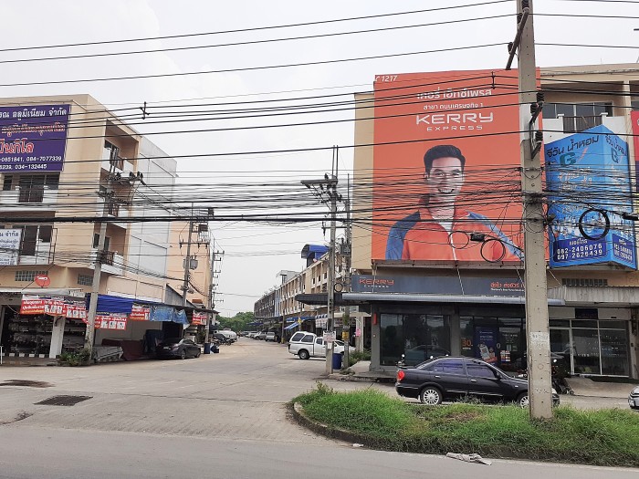 ขายอาคารพาณิชย์ ม.เอสดี / ถ.เศรษฐกิจ ต.นาดี อ.เมือง สมุทรสาคร / พื้นที่ 3.5 ชั้น 18 ตารางวา